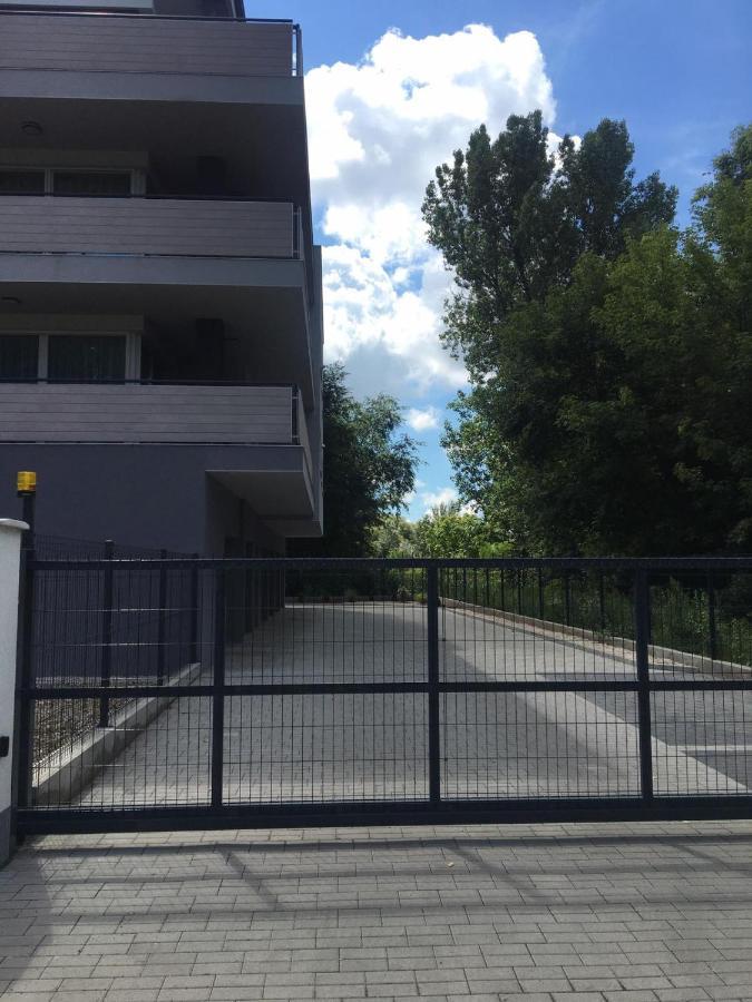 Thermal Forest Apartment Kiskunhalas Exterior foto